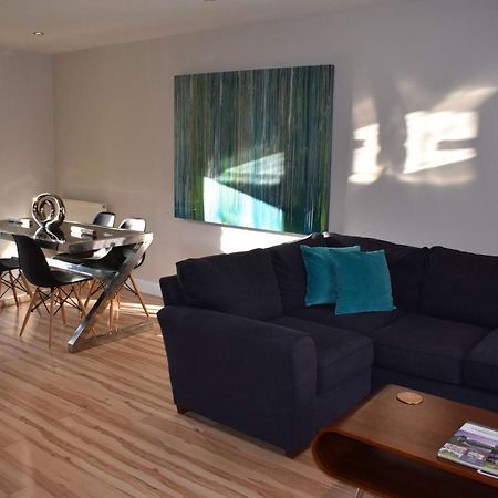 Lux Living Apartments - Alpha Apartments 캠브리지 외부 사진