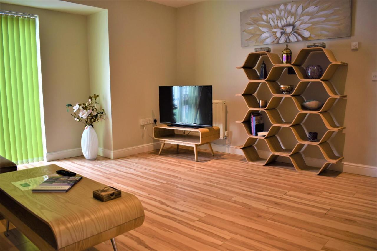 Lux Living Apartments - Alpha Apartments 캠브리지 외부 사진